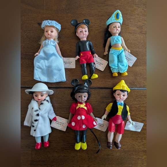 Madam Alexander Dolls (1 set of 6) - Picture 1 of 2